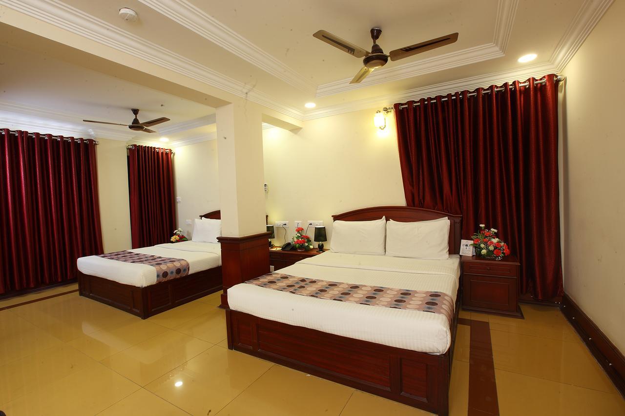 Trichur Towers Thrissur Exterior photo