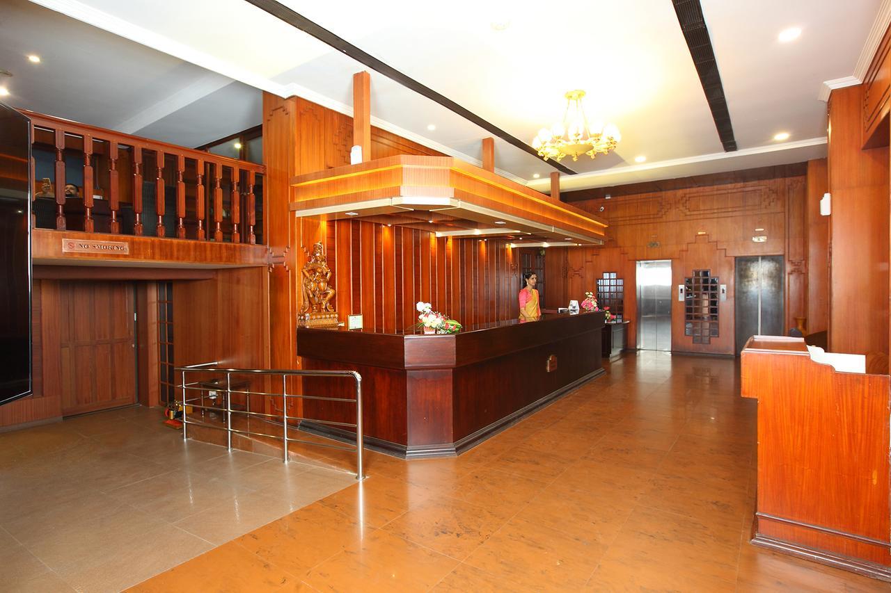 Trichur Towers Thrissur Exterior photo