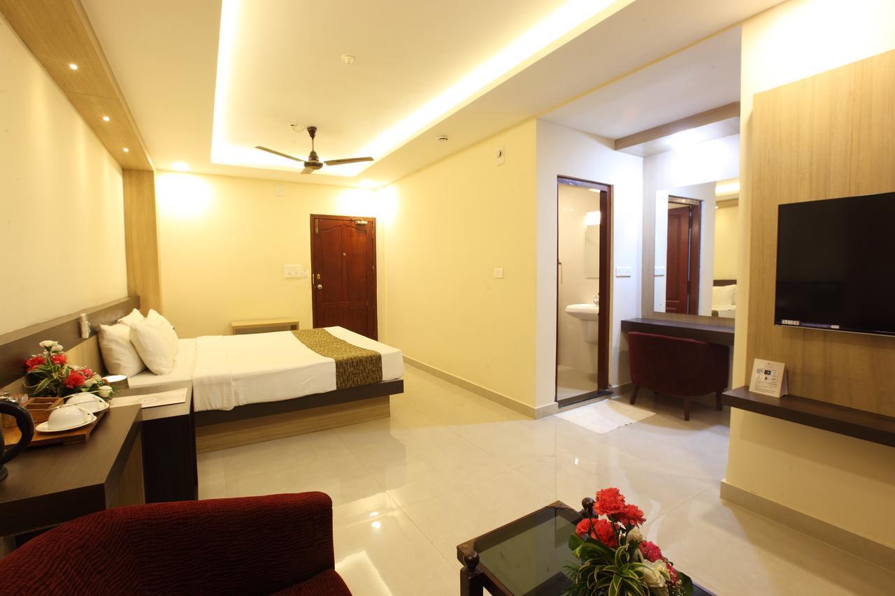 Trichur Towers Thrissur Exterior photo